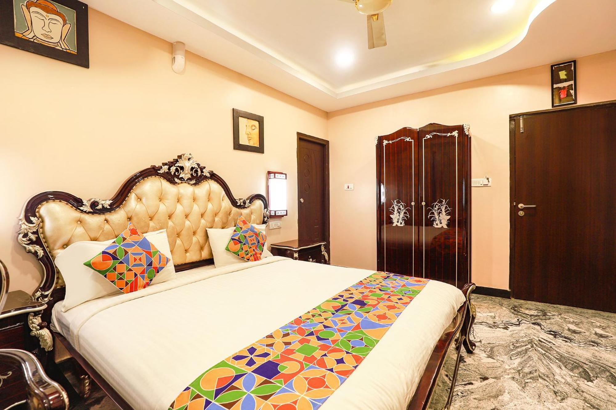 แฟ็บโฮเต็ล Nk คอร์ตยาร์ด Hotel เชนไน ภายนอก รูปภาพ